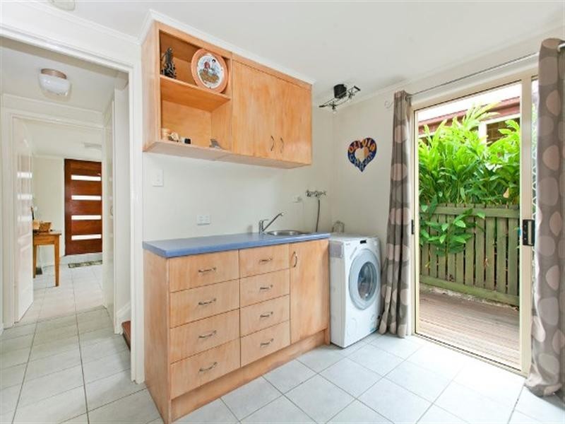 73 Waterview Avenue, Wynnum QLD 4178