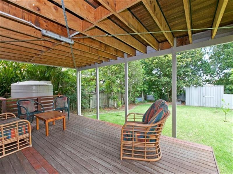 73 Waterview Avenue, Wynnum QLD 4178