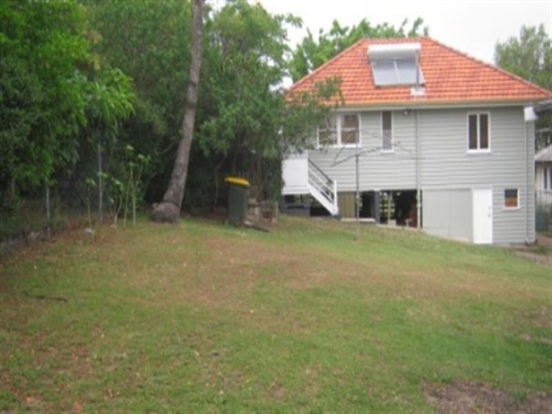 117 Sibley Road, Wynnum West QLD 4178