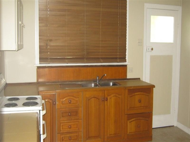 117 Sibley Road, Wynnum West QLD 4178