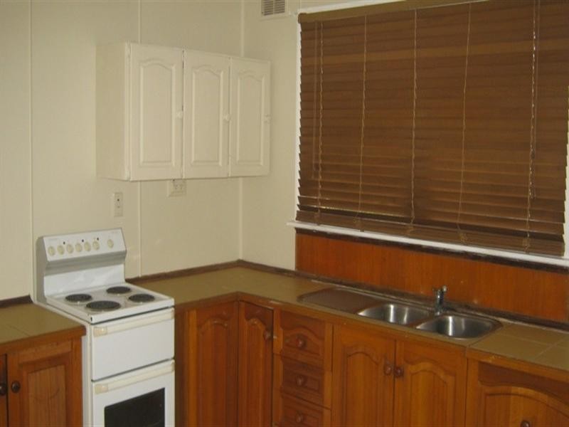 117 Sibley Road, Wynnum West QLD 4178