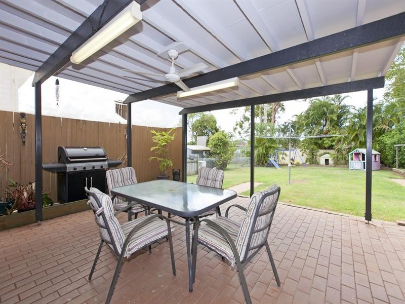 38 Fullerton Street, Birkdale QLD 4159