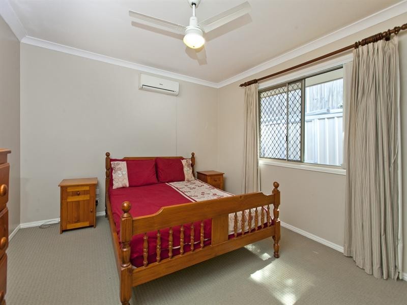 56 School Road, Wynnum West QLD 4178