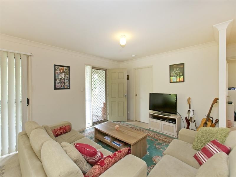 24 Madison Place, Carina QLD 4152