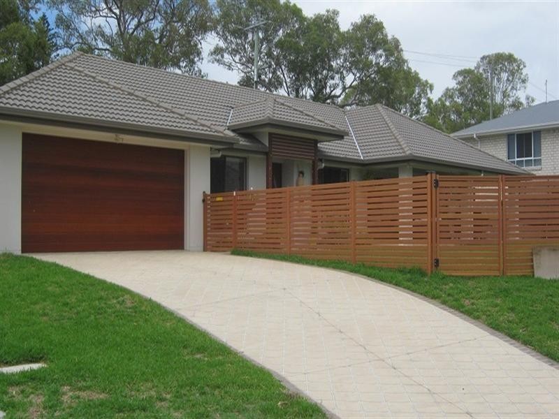 17 Yering Place, Wynnum West QLD 4178