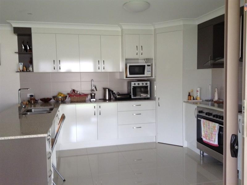 17 Yering Place, Wynnum West QLD 4178