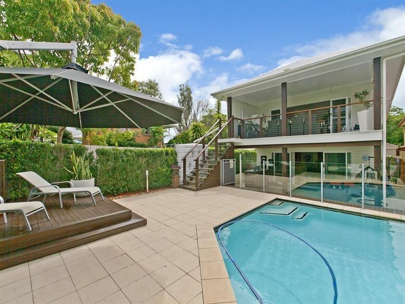 74 Cedar Street, Wynnum QLD 4178