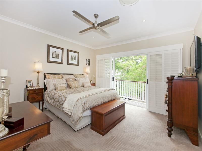 74 Cedar Street, Wynnum QLD 4178