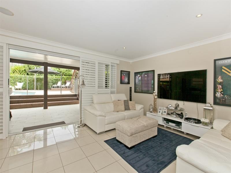 74 Cedar Street, Wynnum QLD 4178