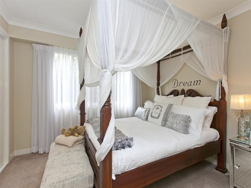 74 Cedar Street, Wynnum QLD 4178