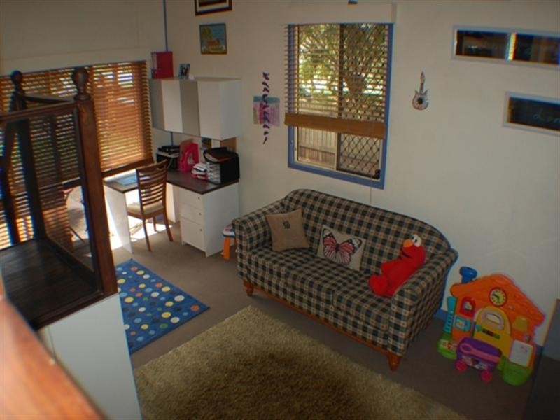 41 Kianawah Street, Wynnum West QLD 4178