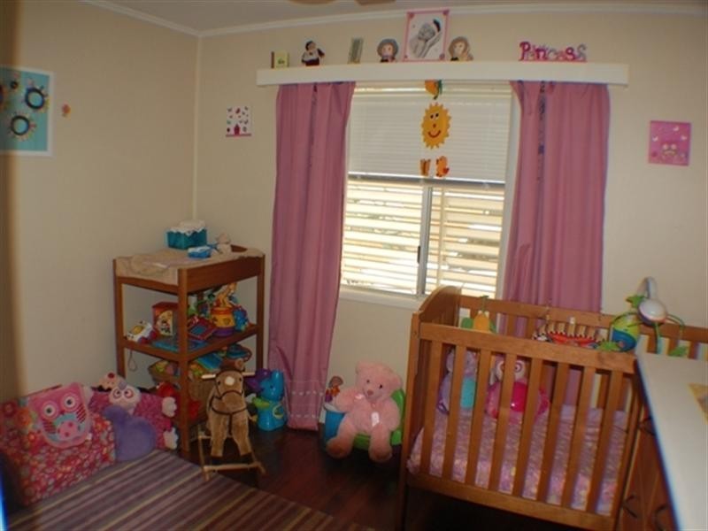 41 Kianawah Street, Wynnum West QLD 4178