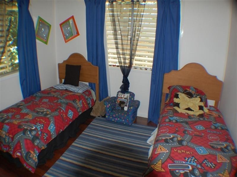 41 Kianawah Street, Wynnum West QLD 4178