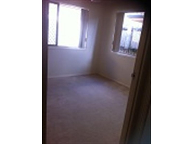 54 School Road, Wynnum West QLD 4178