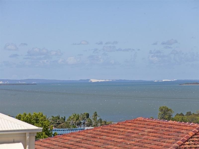 48 Carlton Terrace, Wynnum QLD 4178