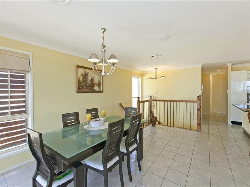 48 Carlton Terrace, Wynnum QLD 4178
