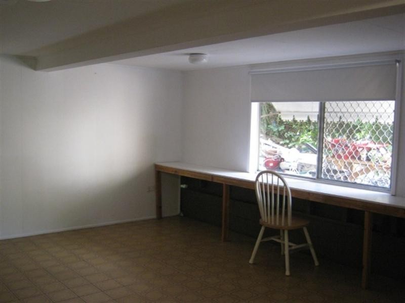 92 Haylock Street, Wynnum QLD 4178