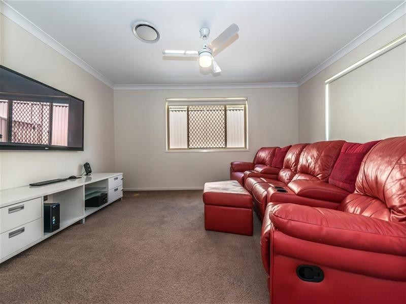 31 Jessielea Street, Wynnum West QLD 4178