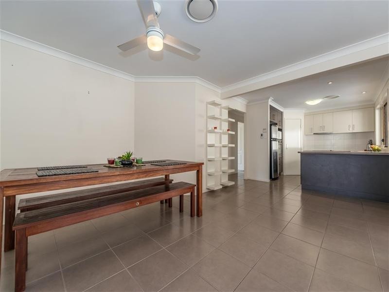 31 Jessielea Street, Wynnum West QLD 4178