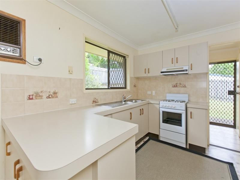 24 Radford Road, Manly West QLD 4179