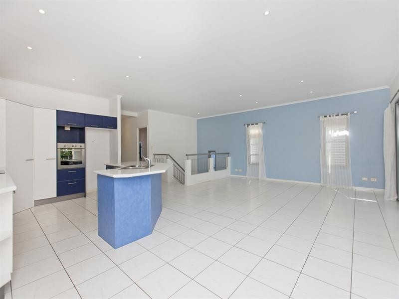 52 Moreton Avenue, Wynnum QLD 4178