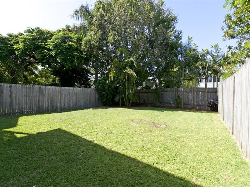 52 Moreton Avenue, Wynnum QLD 4178