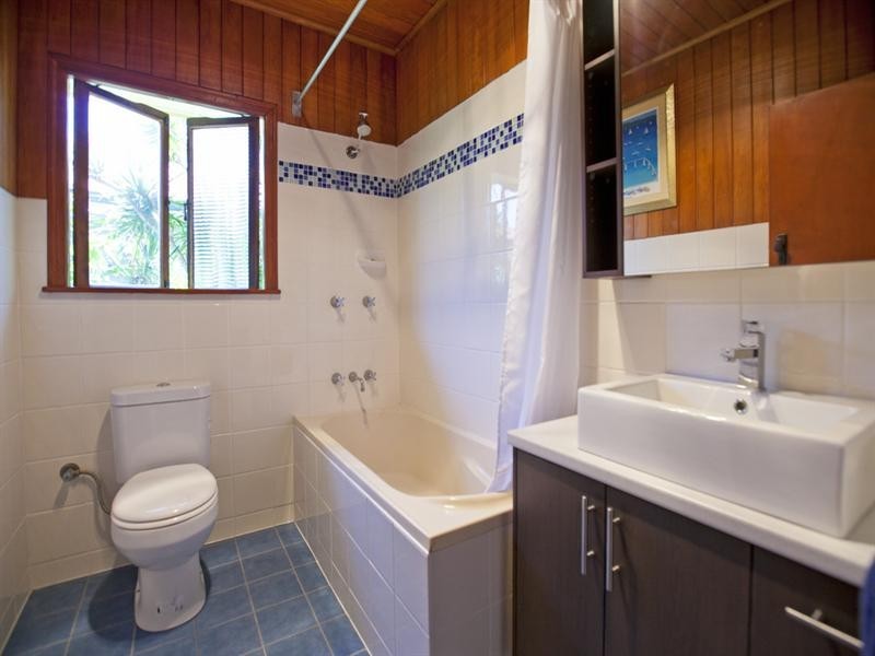 42 Granada Street, Wynnum QLD 4178