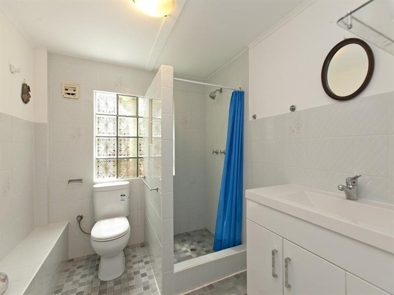 42 Granada Street, Wynnum QLD 4178