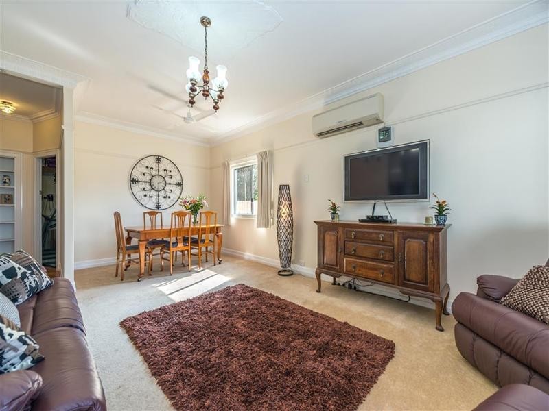 24 Boswell Terrace, Wynnum QLD 4178