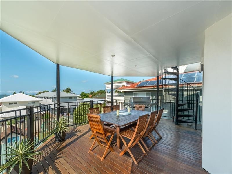 24 Boswell Terrace, Wynnum QLD 4178