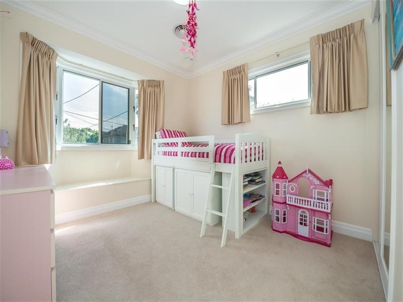 24 Boswell Terrace, Wynnum QLD 4178