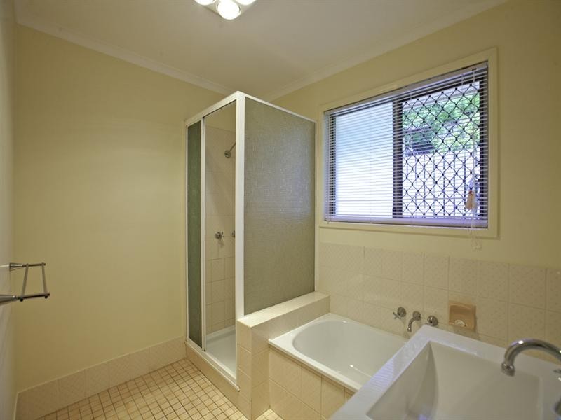 40 Tamaree Avenue, Wynnum QLD 4178