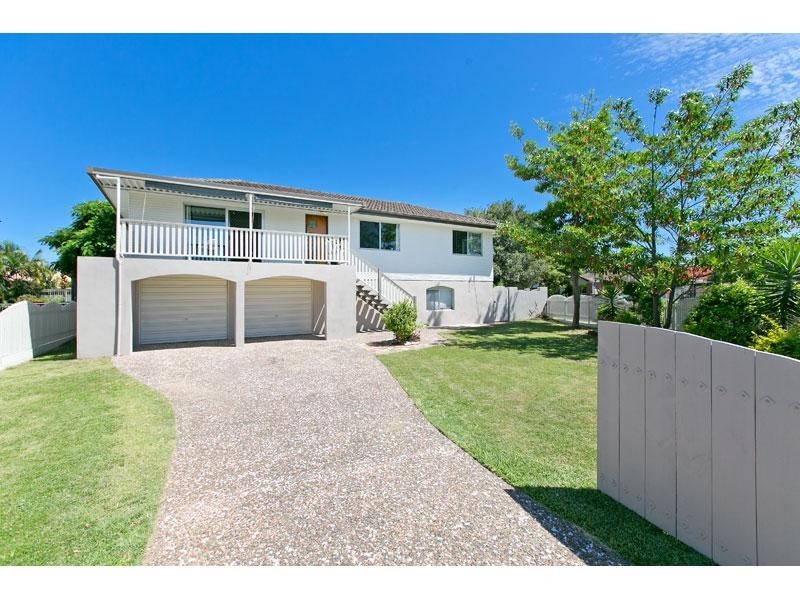 12 Sorrento Street, Wynnum West QLD 4178