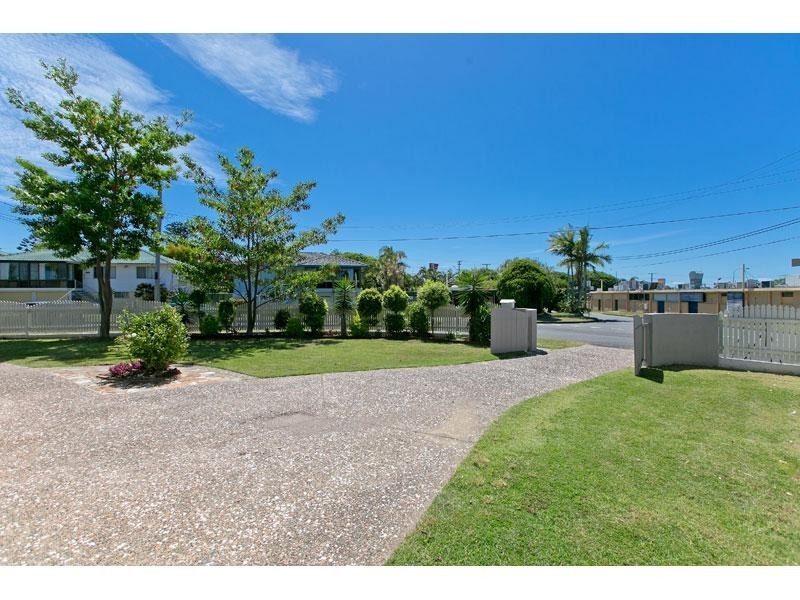 12 Sorrento Street, Wynnum West QLD 4178