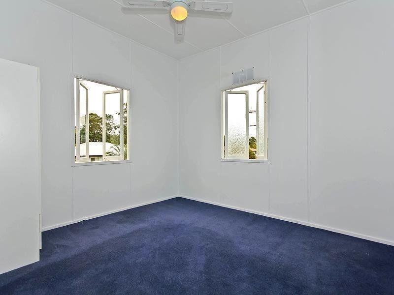 52 Empire Avenue, Manly West QLD 4179