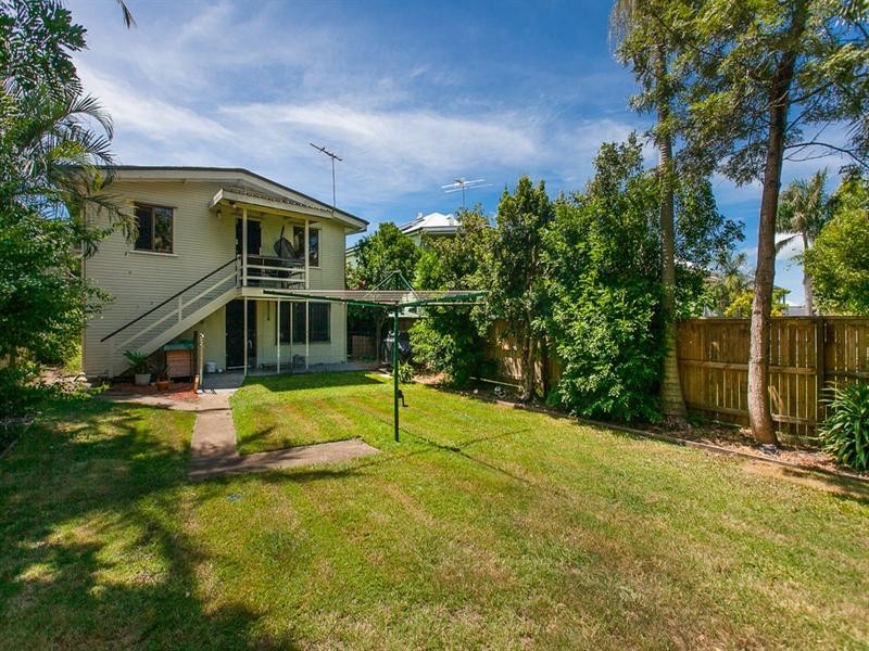 38 Moreton Avenue, Wynnum QLD 4178