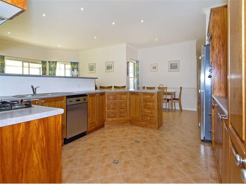 124 Petersen Street, Wynnum QLD 4178