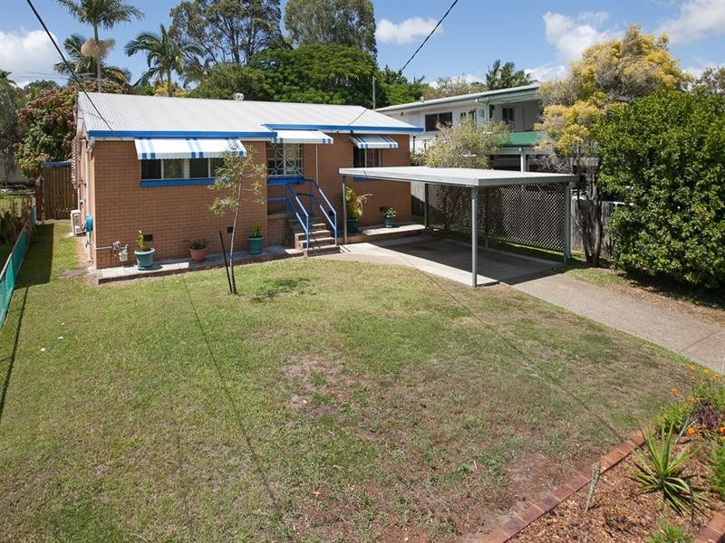 9 Lithgow Street, Wynnum QLD 4178