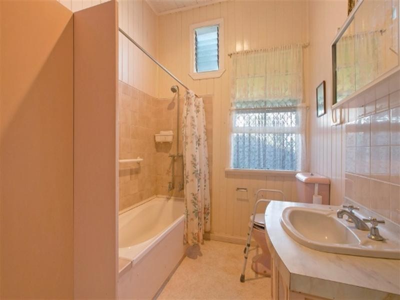 91 Pine Street, Wynnum QLD 4178