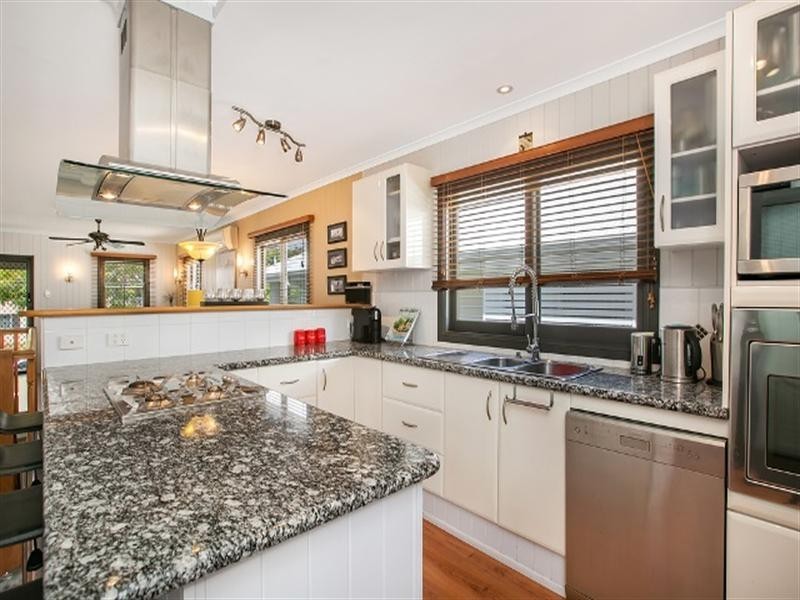 23 Carnation Road, Manly West QLD 4179