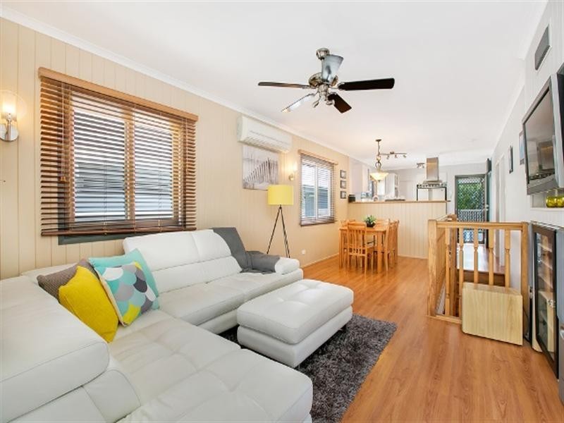 23 Carnation Road, Manly West QLD 4179