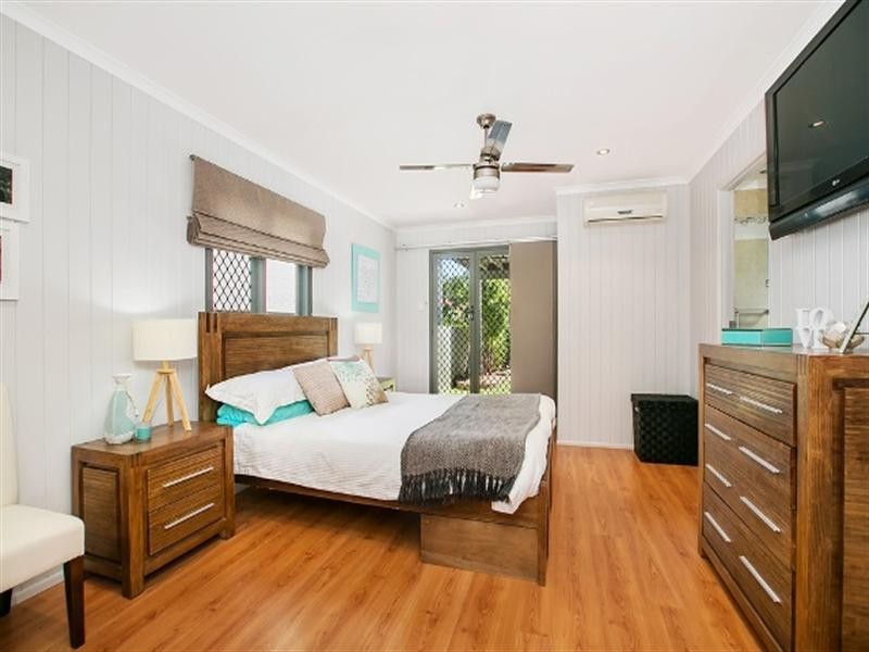 23 Carnation Road, Manly West QLD 4179