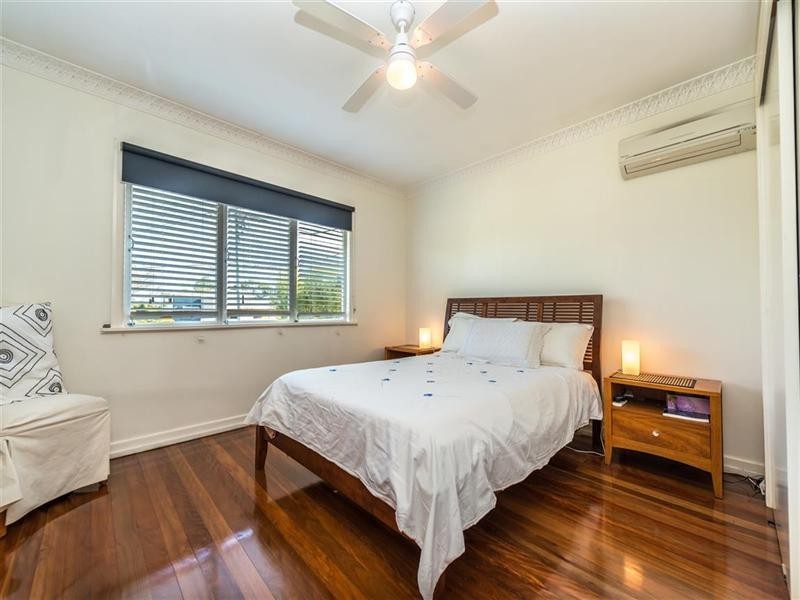17 Tamaree Avenue, Wynnum QLD 4178