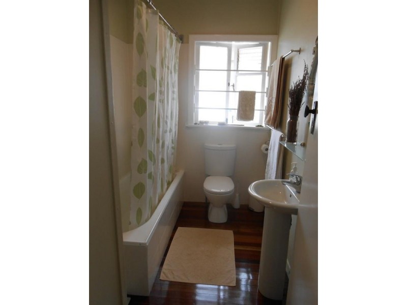 45 Foch Street, Wynnum QLD 4178