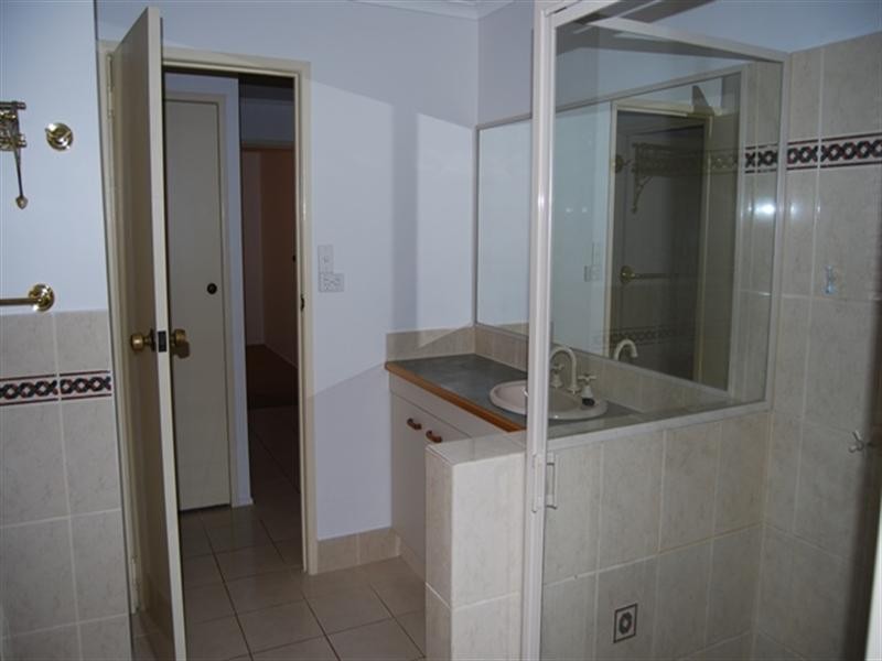 34 Mackerel Street, Manly West QLD 4179