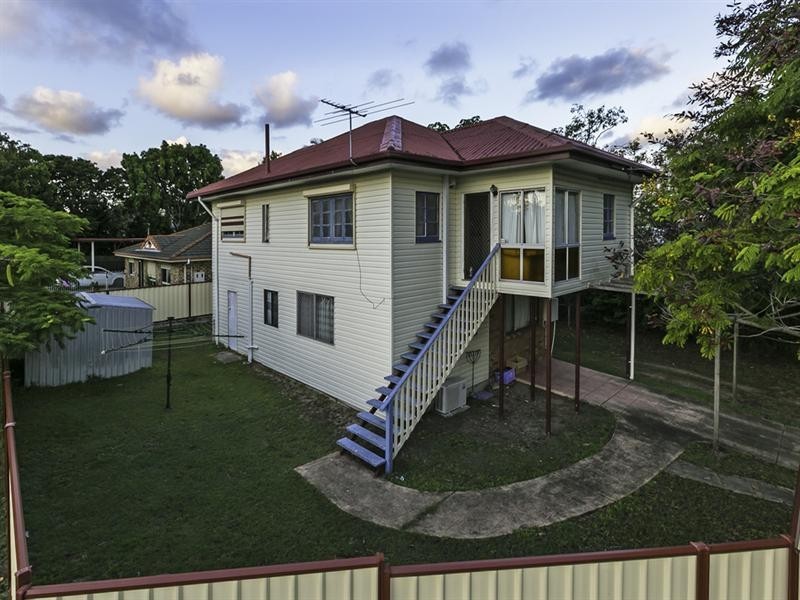 15 Roseneath Parade, Wynnum QLD 4178
