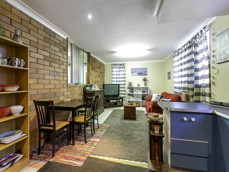 15 Roseneath Parade, Wynnum QLD 4178