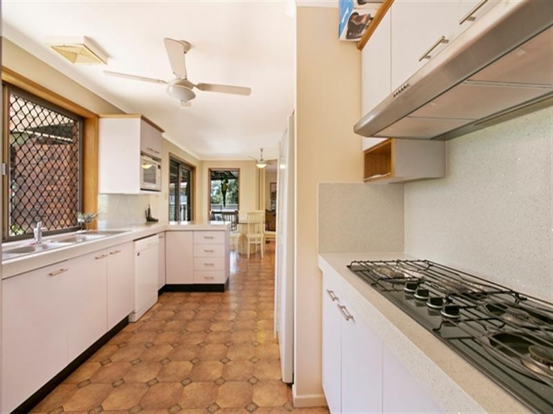 83 Herbert Street, Lota QLD 4179