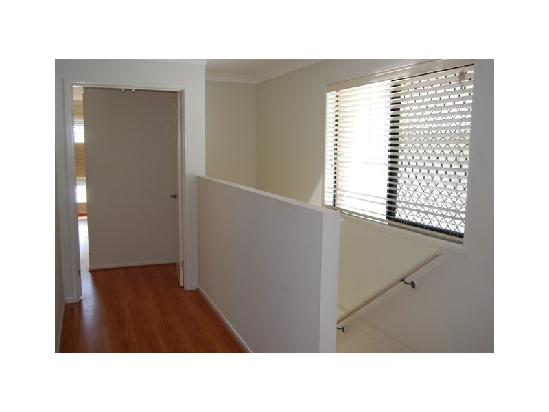 77 Whites Road, Manly West QLD 4179