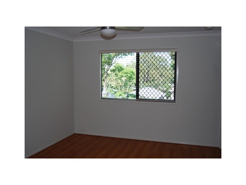 77 Whites Road, Manly West QLD 4179